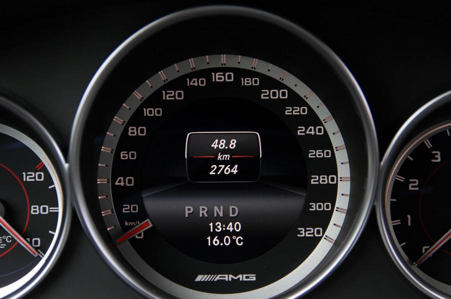  Mercedes-Benz C63 AMG Edition 507 2014 года  (фото 10 из 40)